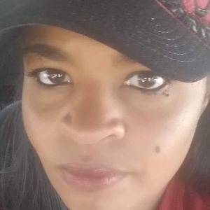 Meet your Posher, Angella